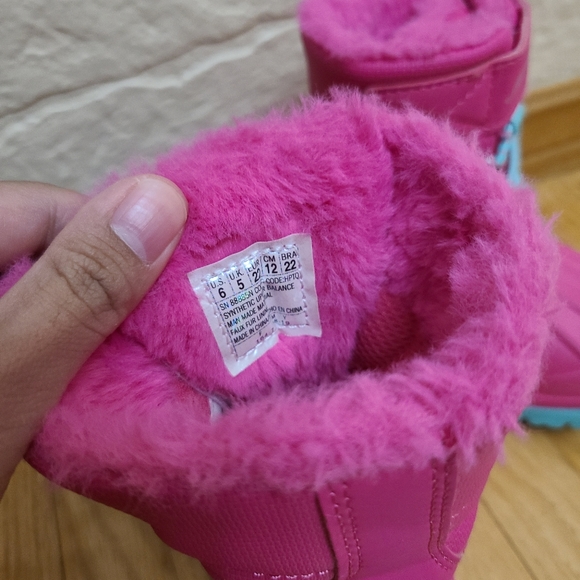 Skechers Girl Toddler winter boots - Picture 3 of 3